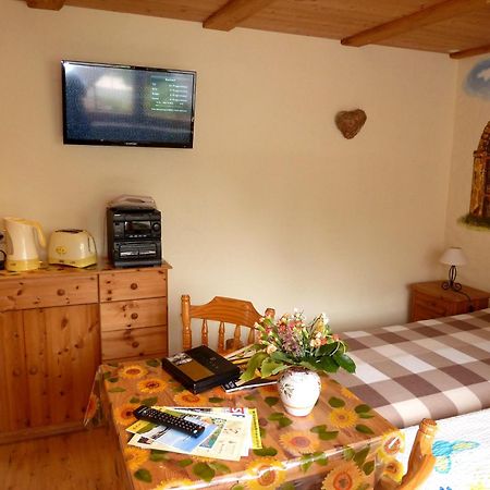 Gaestezimmer Am Maerchenbrunnen Drezda Szoba fotó