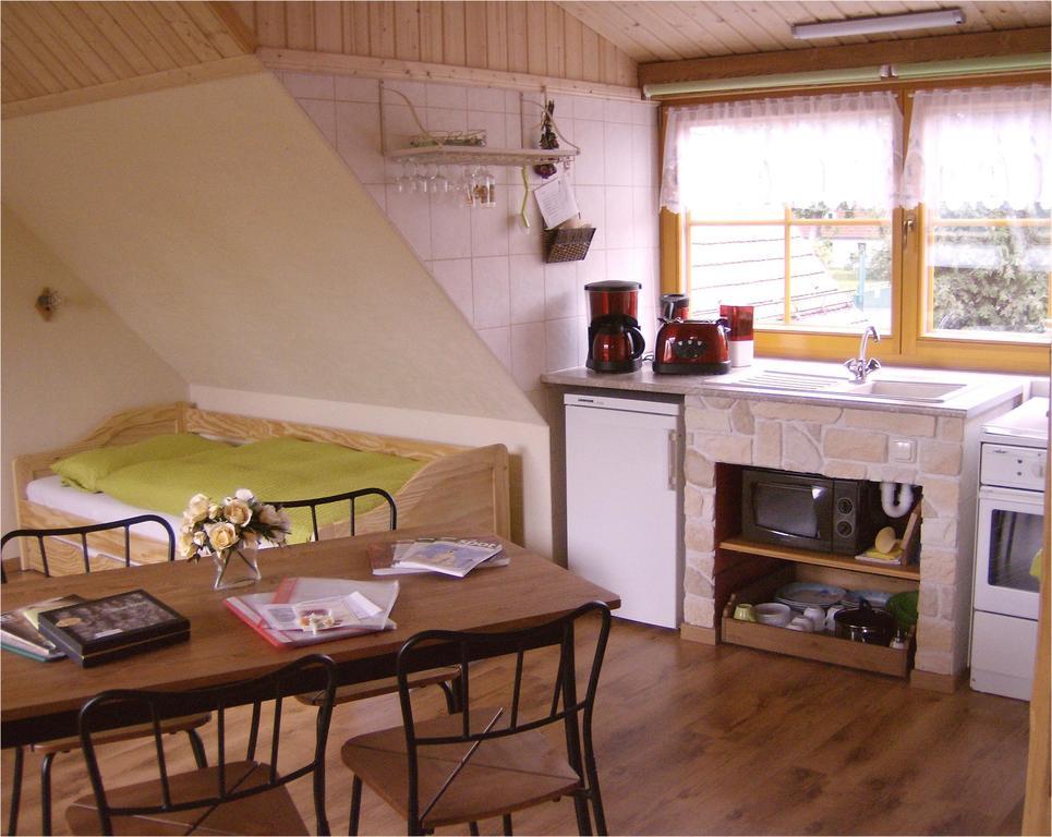 Gaestezimmer Am Maerchenbrunnen Drezda Szoba fotó